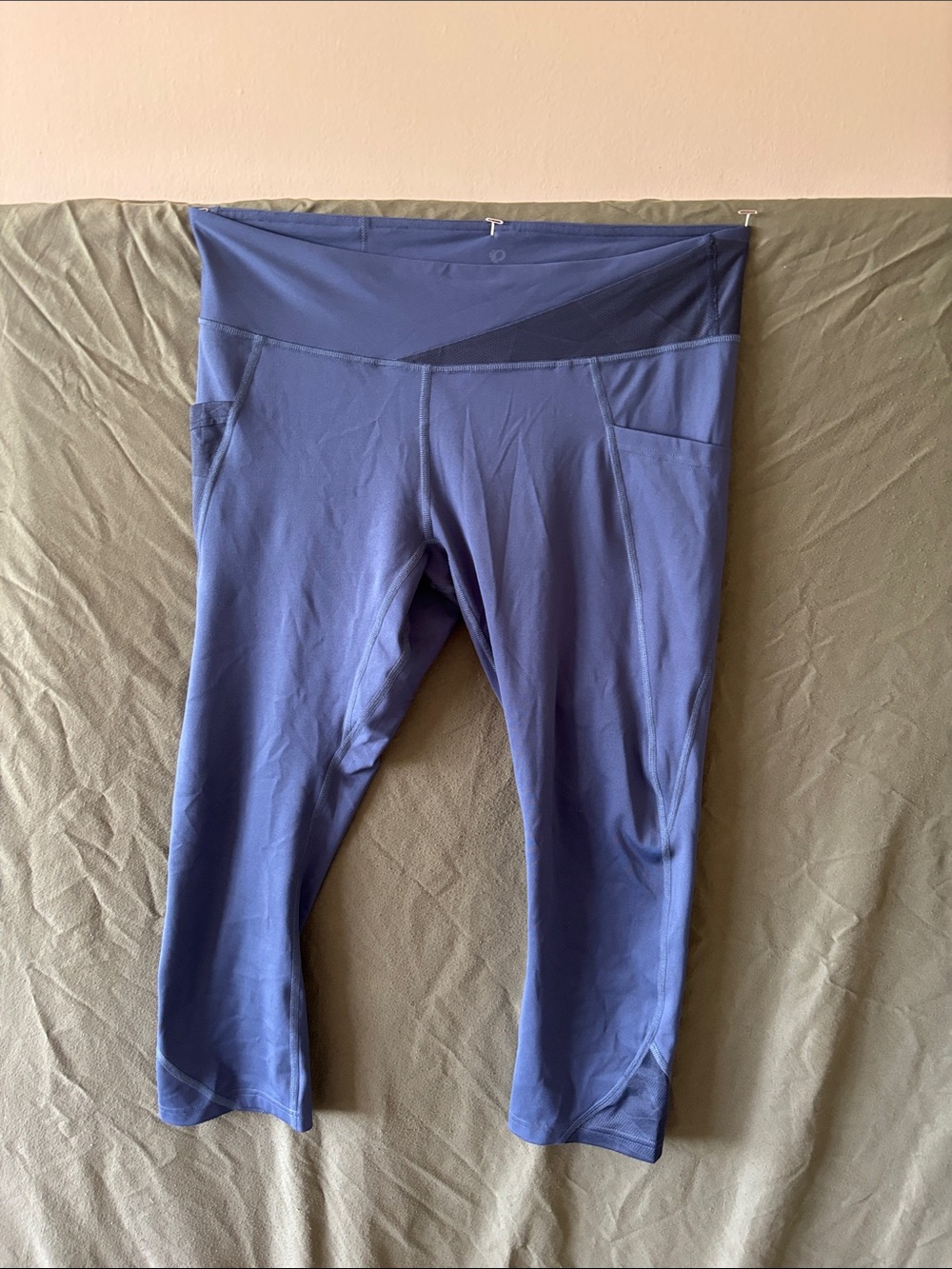 Blue work out capris